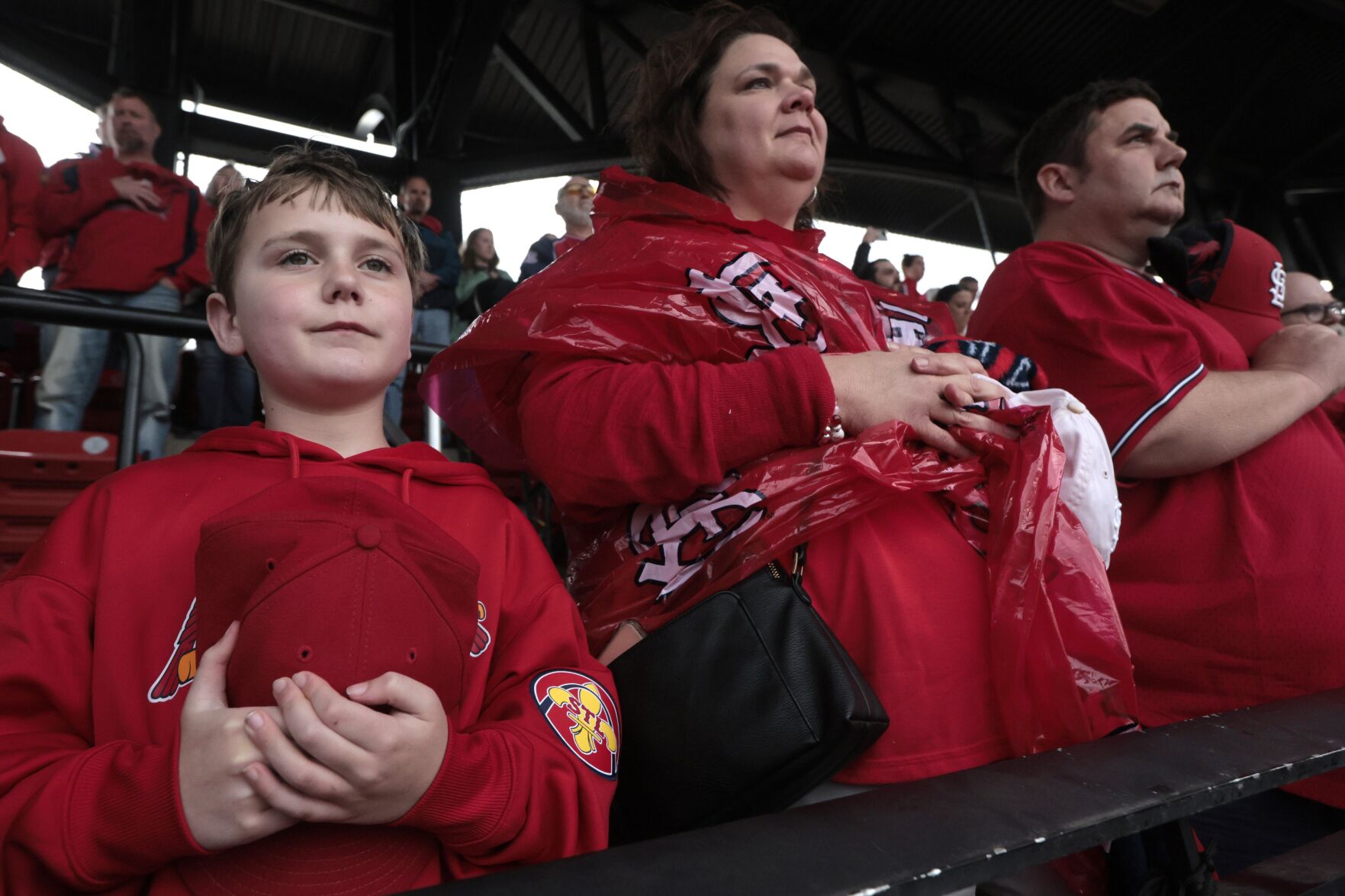 Fans rally for Cardinals' opening day